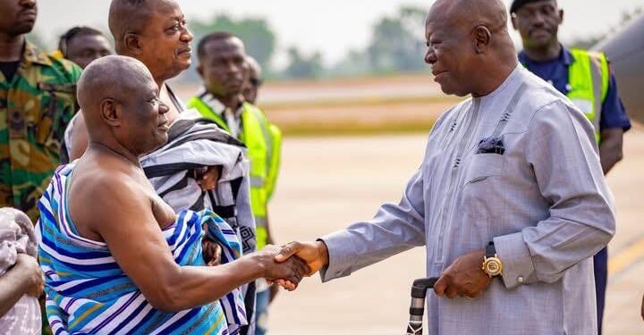 Otumfuo Osei Tutu II takes temporary break from official duties