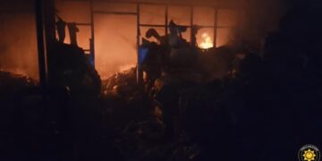 Warehouse fire at South Industrial Area contained by Fire Service