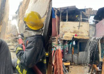 Fire service saves 18 rooms in Dansoman blaze