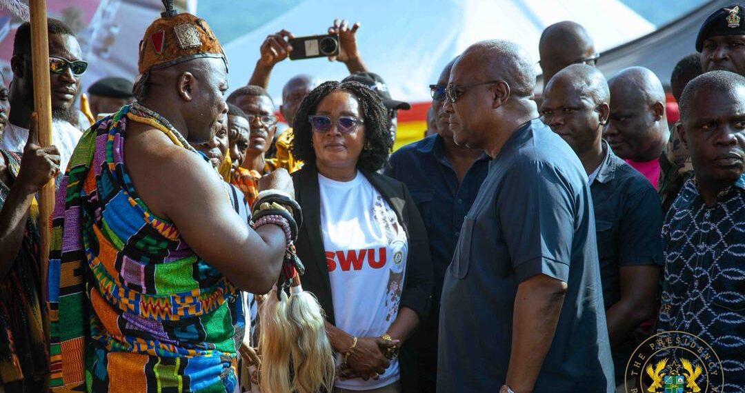 Mahama Cuts Sod for 24-Hour Economy Market in Asesewa