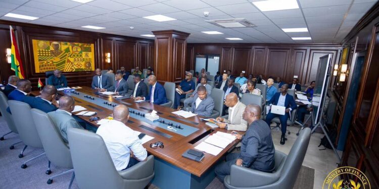Government engages mining firms on reserve policy to support cedi stability