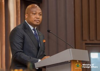 Foreign affairs minister briefs diplomatic corps on UN resolution on slavery reparations