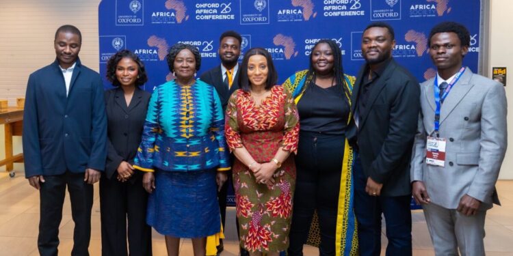 Jane Naana engages Ghanaian students at Oxford University