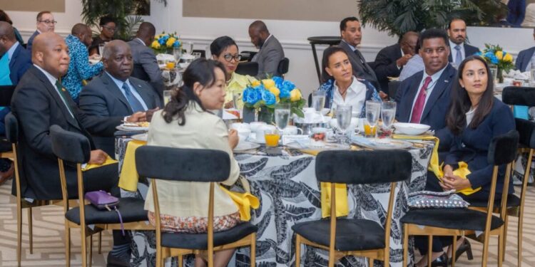 Bahamas to recruit 300 Ghanaian teachers under new agreement