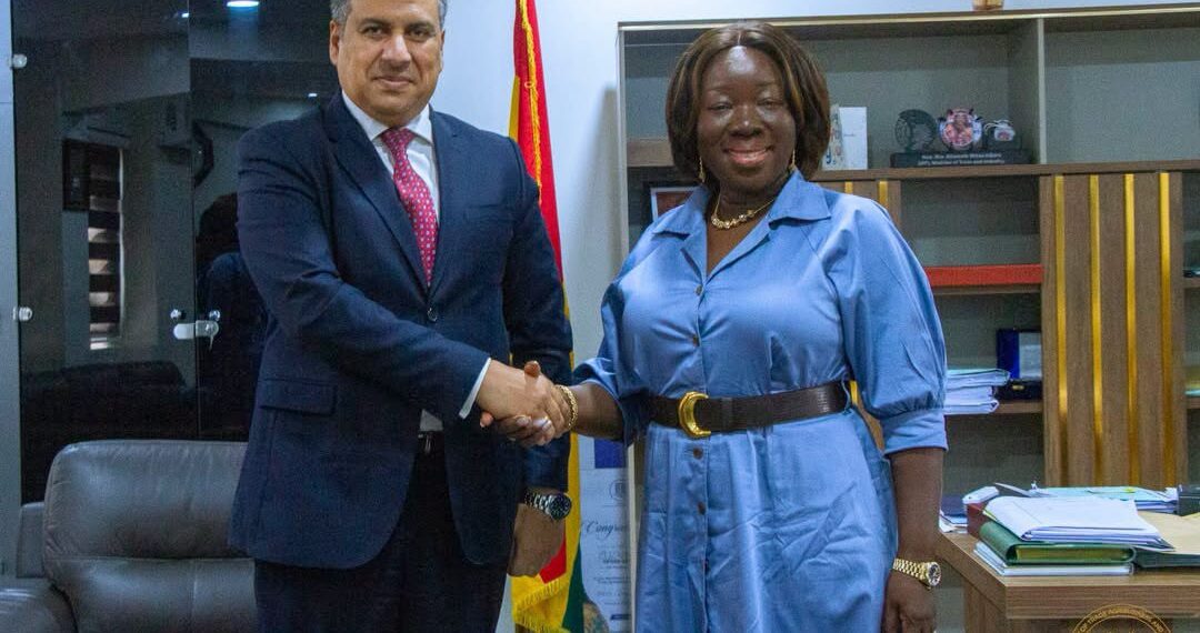 Egyptian Ambassador visits Trade Ministry to strengthen economic ties