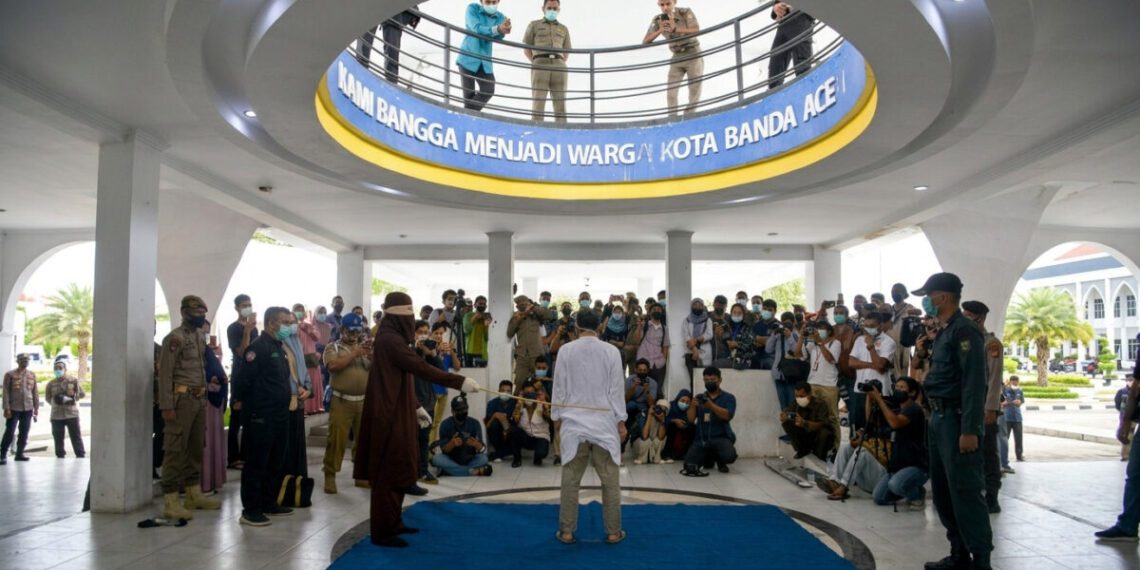 Indonesian couple publicly caned after TikTok kiss