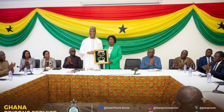 Vice President visits the Interior Ministry to discuss public safety and law enforcement