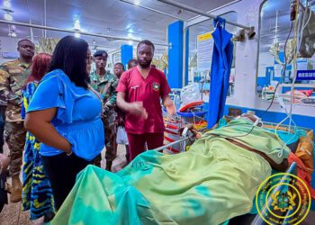 Gender Minister visits injured schoolchildren after Dzorwulu crash
