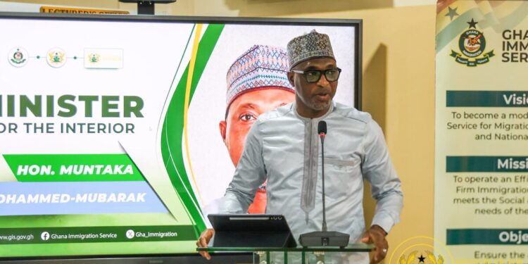 Government clarifies cannabis policy as Interior Minister warns against illegal cultivation