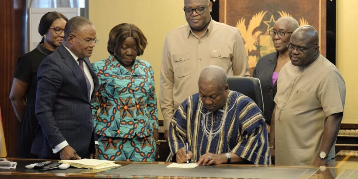 Mahama signs new GIPA Act to strengthen investment climate