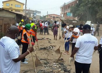 The President declares July 10 and 11 as National General Cleaning Days in flood-hit regions