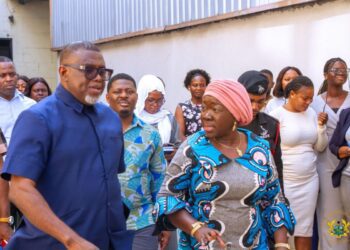Trade Minister visits flood-hit 3 Dreamers Manufacturing Company