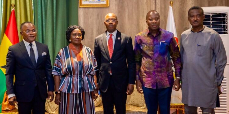 Vice President attends memorial lecture in honour of Justice D. F. Annan