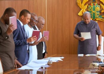 Mahama swears in new Independent Fiscal Council