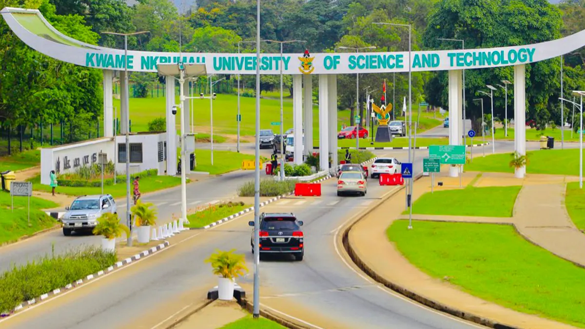 Scores of KNUST students deferred over unpaid school fees