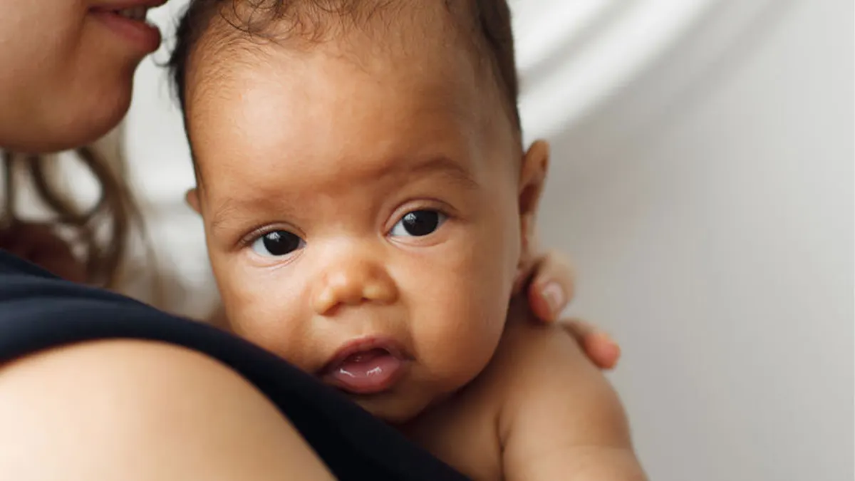 Parents cautioned against using breast milk to treat eye problems in babies  