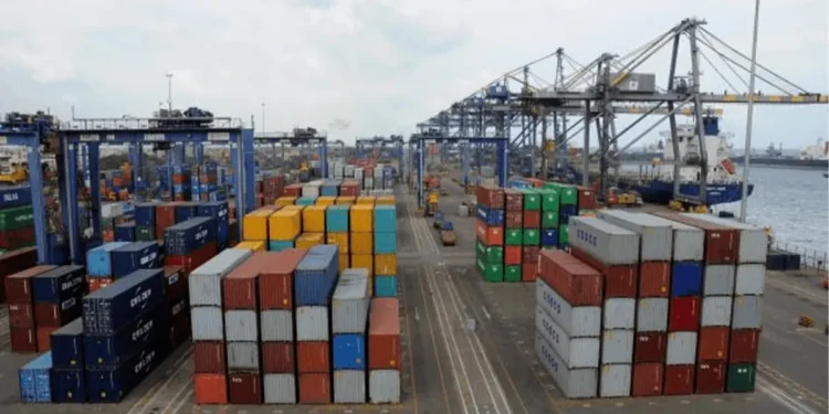 Ship Owners Association to evacuate about 200 empty containers at Tema Port