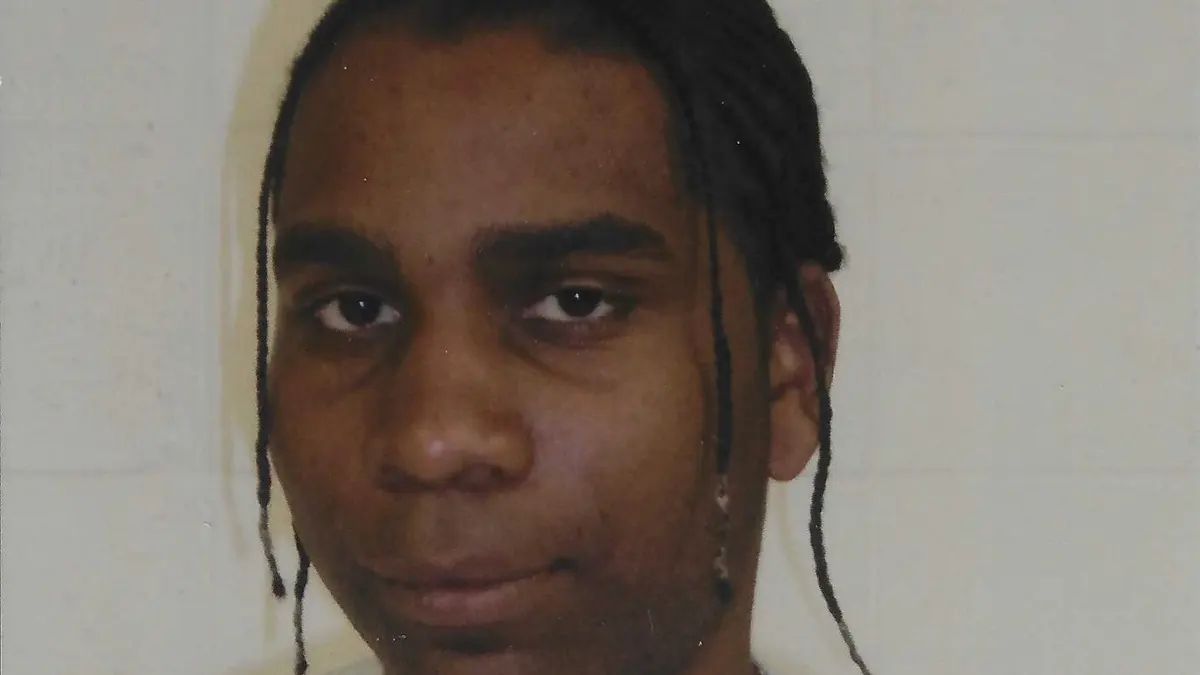 Transgender woman transferred from prison after impregnating 2 inmates