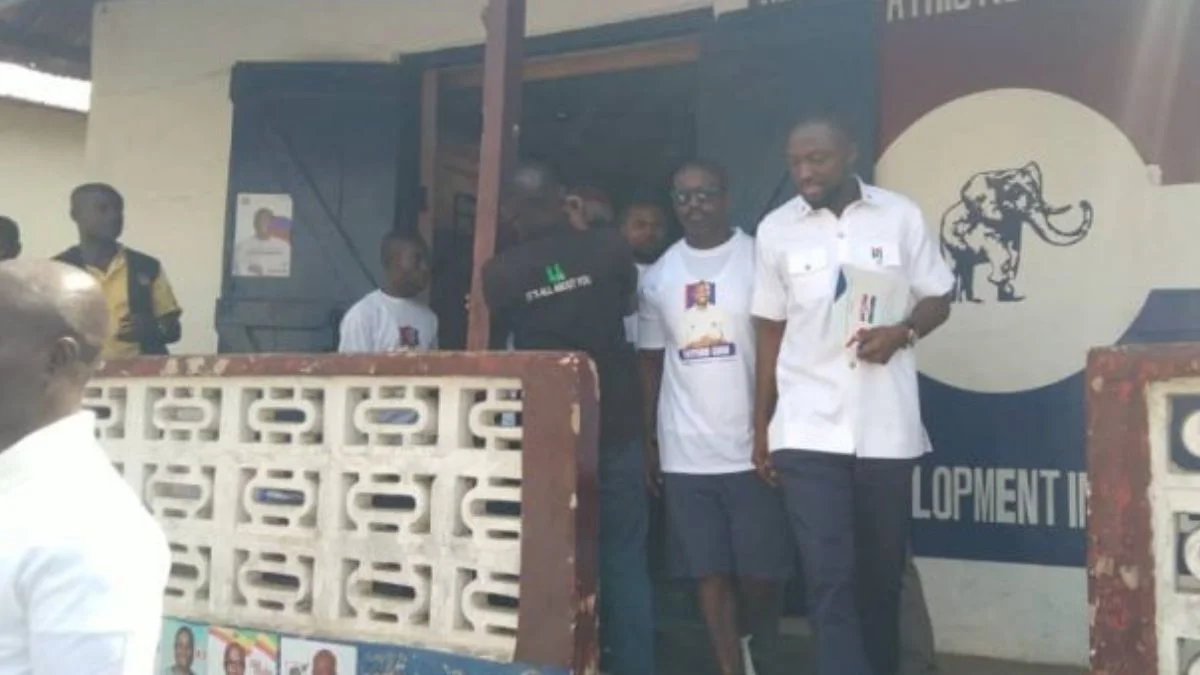 NPP executives in Nsawam-Adoagyiri abandon office, prevent aspirant Hayford Siaw from submitting nomination forms: Ghana News