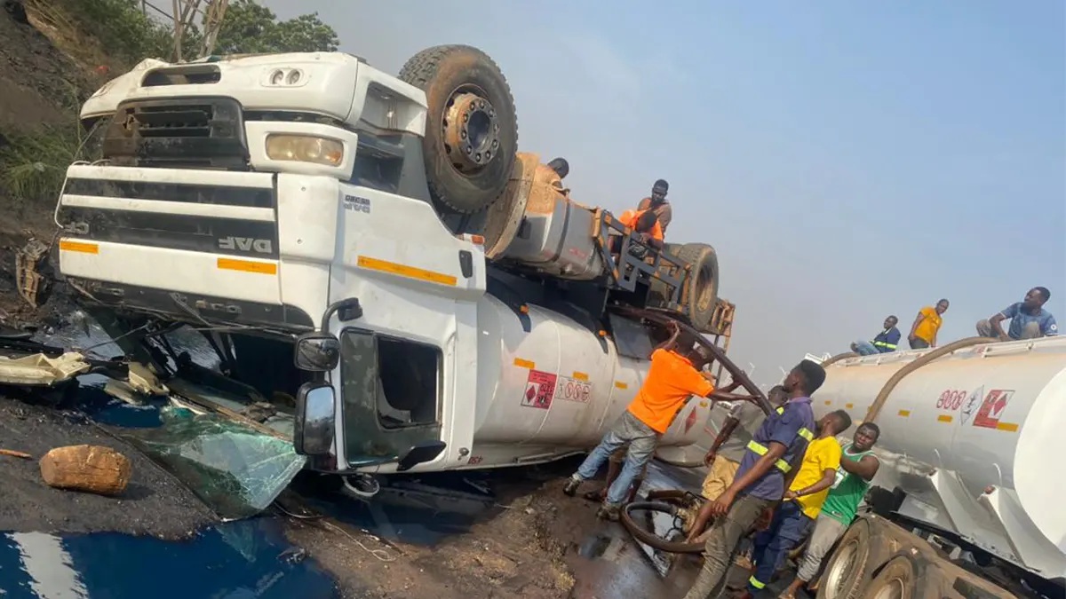GNFS clears overturned diesel truck on Tema-Aflao road