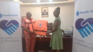 Republic Bank donates life jackets to Faanaa community after tragic boat incident: Ghana News