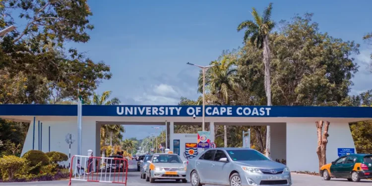 UCC, UEW banned in Nigeria over fake degrees FALSE