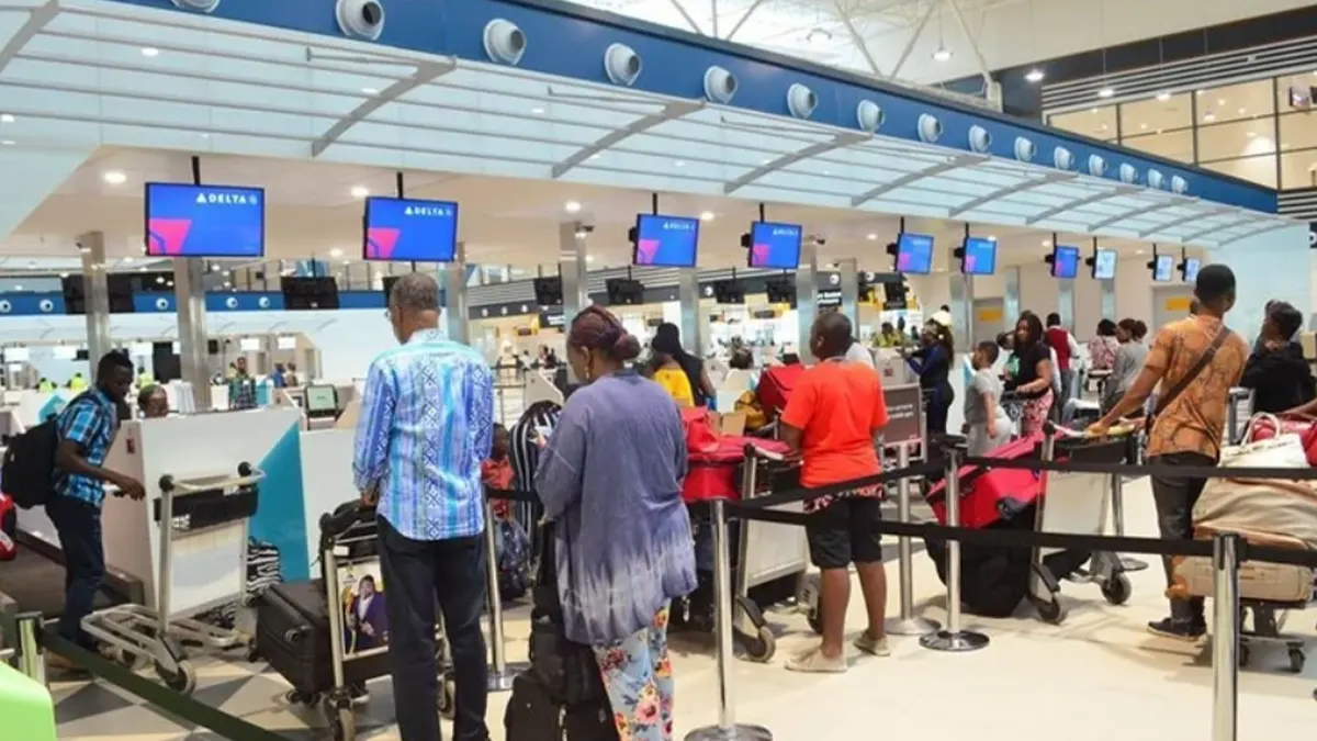 Passengers to remove shoes at screening points - GACL
