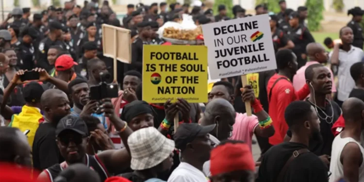 Football fans stage protest for revival of national team