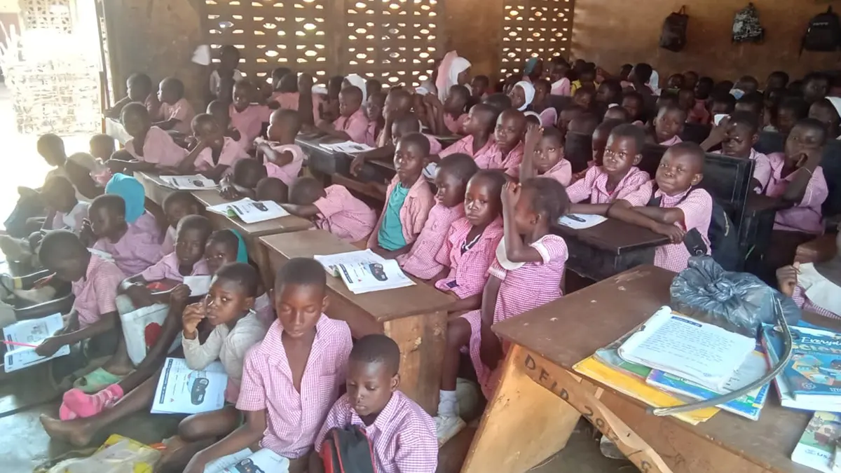 Gushegu M/A Primary: 161 pupils crammed in one classroom 