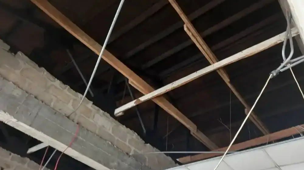 Ceiling collapse at Circuit Court in Accra after rainstorm