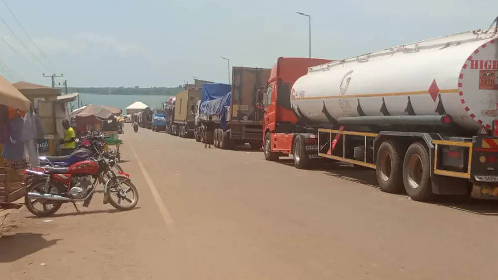 Ferry breakdown leaves over 150 vehicles stranded at River Oti