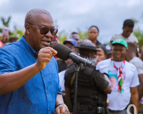 Mahama pledges investigation into Government’s gold-for-oil policy