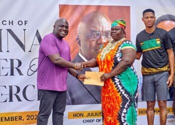 Julius Debrah donates GHS 500,000 seed capital to support women entrepreneurs at Madina Chamber of Commerce launch