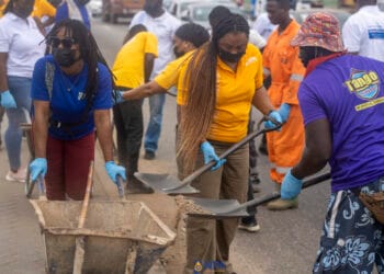 NPA staff embark on clean-up exercise at Dzorwulu as part of welfare week