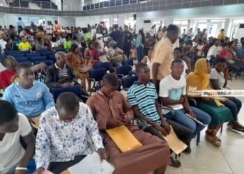 Parents throng Accra centre to resolve Shs and TVET school placement challenges