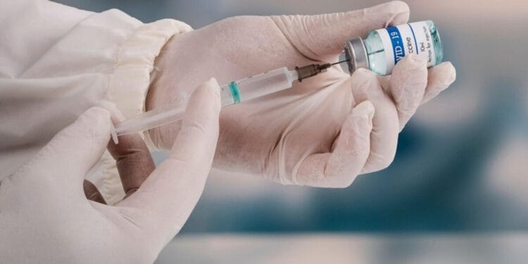 US Advisory Panel Stops Recommending Covid-19 Vaccine for Adults