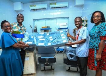 Veep donates advanced ultrasound system to UCC Hospital