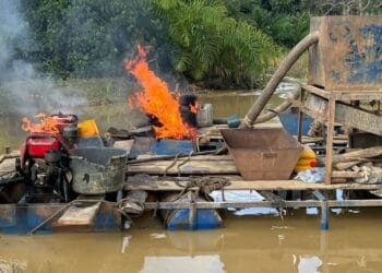 Eastern Region police destroy 10 illegal mining machines and arrest one suspect in Bosuso raid