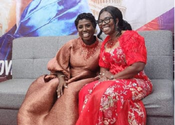 Ghanaian gospel artiste Mz Nana delivers electrifying performance at Diana Hamilton’s Comfort Plus Experience in the United States