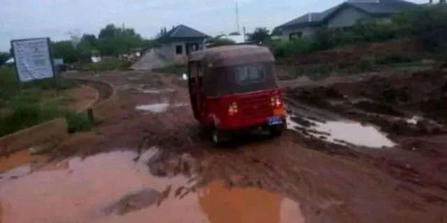 Poor road network in Kayoro